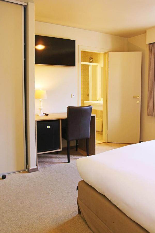 Hotel Les Dunes De Haan Bagian luar foto