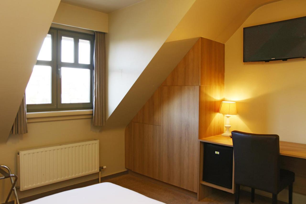 Hotel Les Dunes De Haan Bagian luar foto