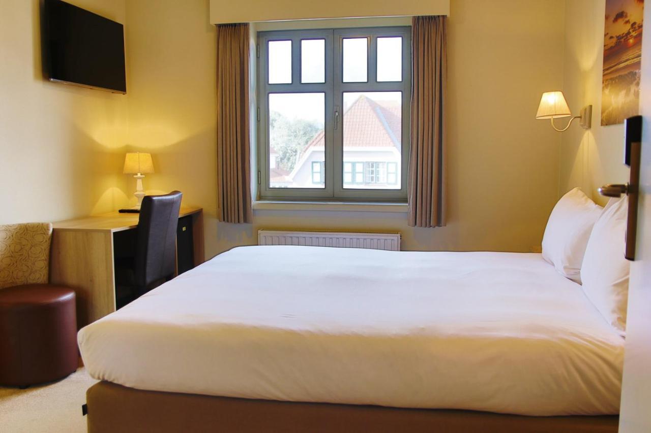 Hotel Les Dunes De Haan Bagian luar foto